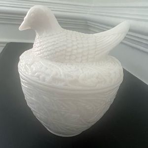 Vintage Avon milk glass duck trinket dish
